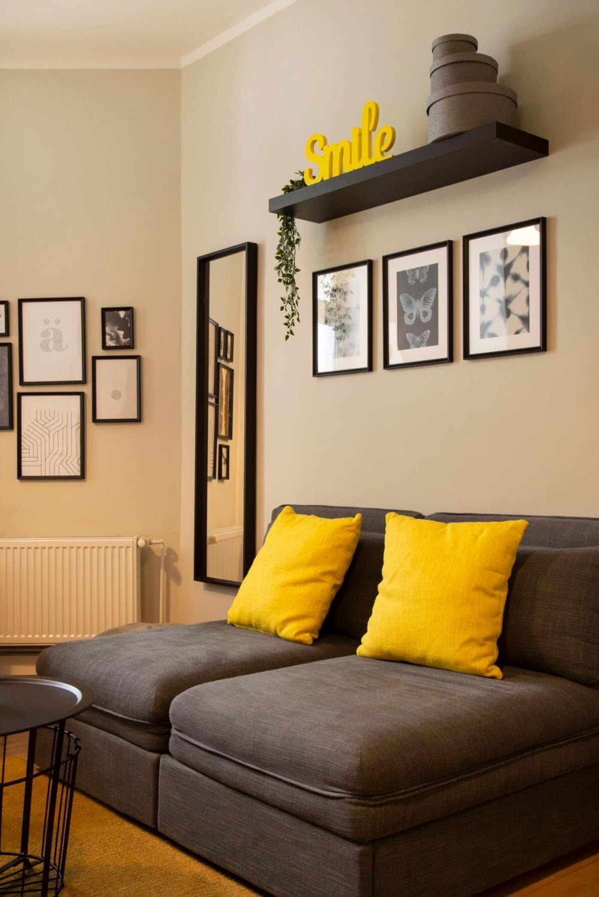 Lovely In The Near Of Kudamm Appartement